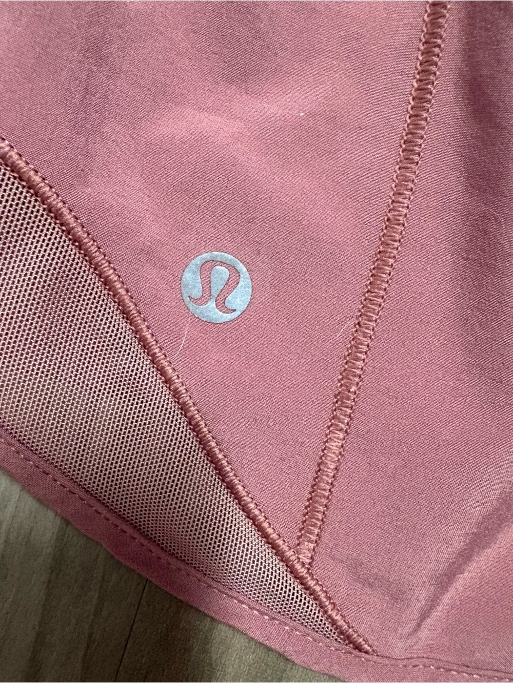 lululemon dusty Rose hotty hot shorts - Picture 3 of 4